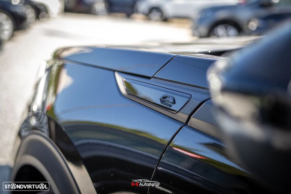 Peugeot e-2008 50 kWh GT - 38