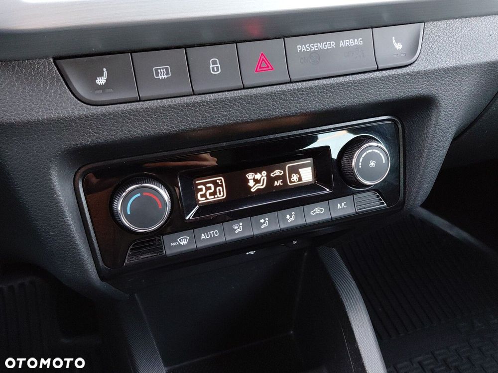 Skoda Fabia 1.0 TSI Ambition - 26