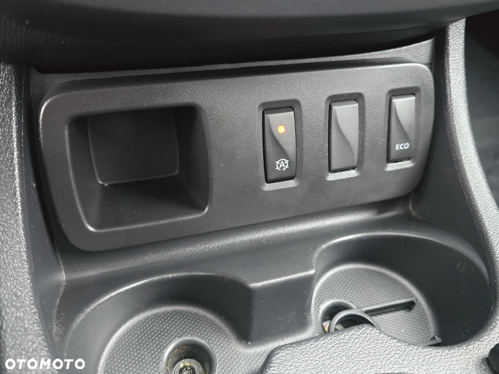 Dacia Duster 1.6 SCe Laureate S&S - 19