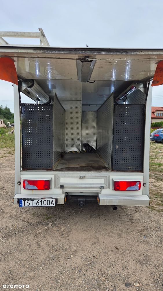 Mercedes-Benz SPRINTER - 15