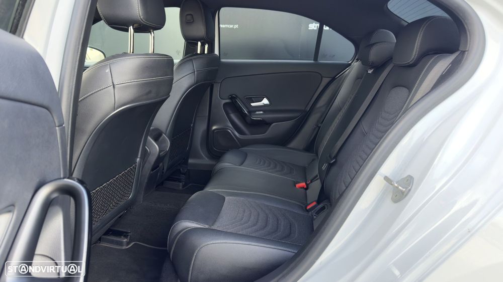 Mercedes-Benz A 180 Limousine d 7G-DCT Progressive - 31