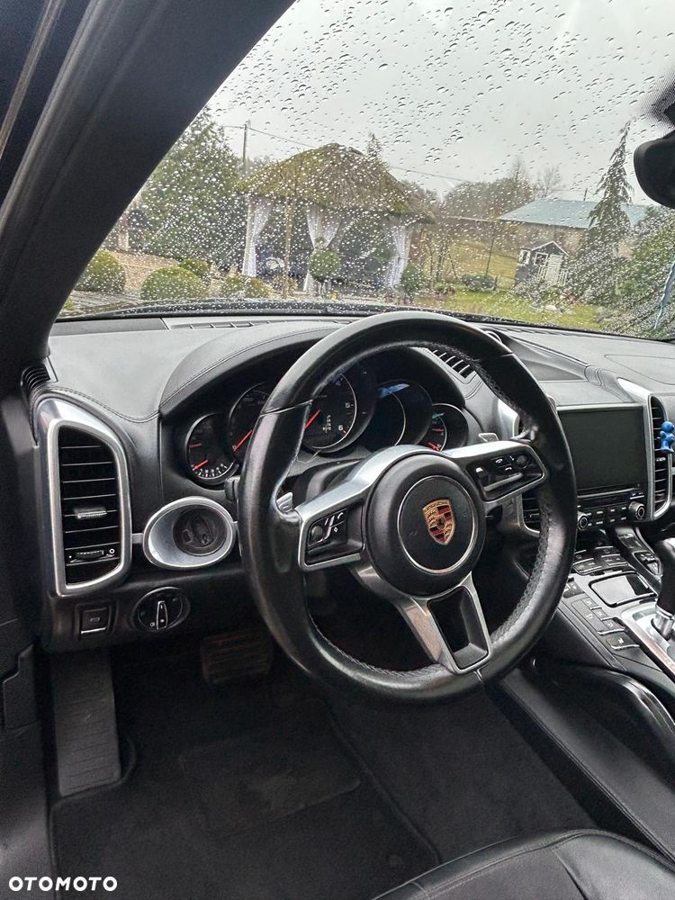 Porsche Cayenne Diesel Platinum Edition - 6