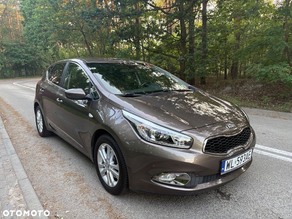 Kia Ceed 1.6 GDI L Business Line - 15