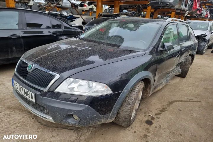 Dezmembrez Skoda octavia 2 scout 4x4 motor 2.0tdi  BMM dezmembrari injectoare alternator EGR ECU - 1