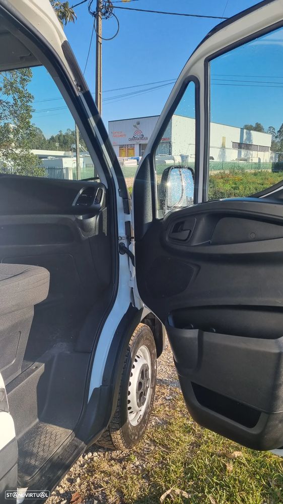 Iveco DAILY 335S13 - 4