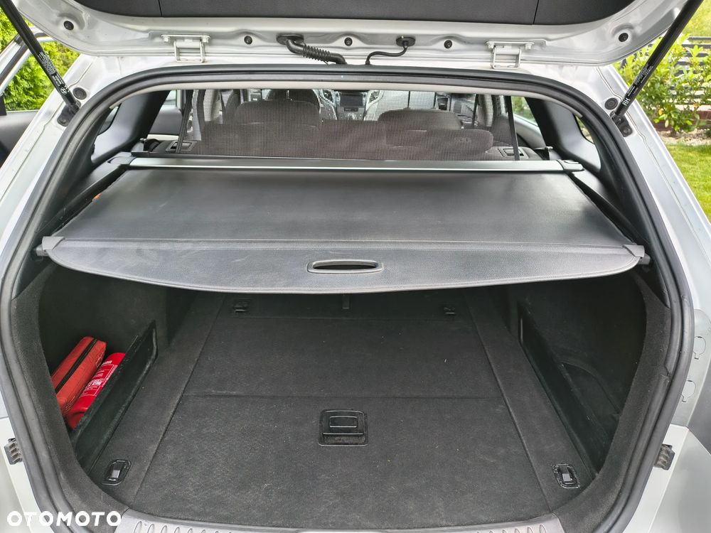 Hyundai i40 Kombi 1.6 Trend - 11