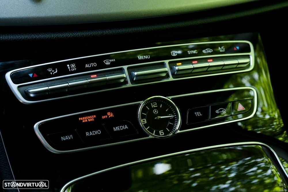 Mercedes-Benz E 220 d Avantgarde - 37