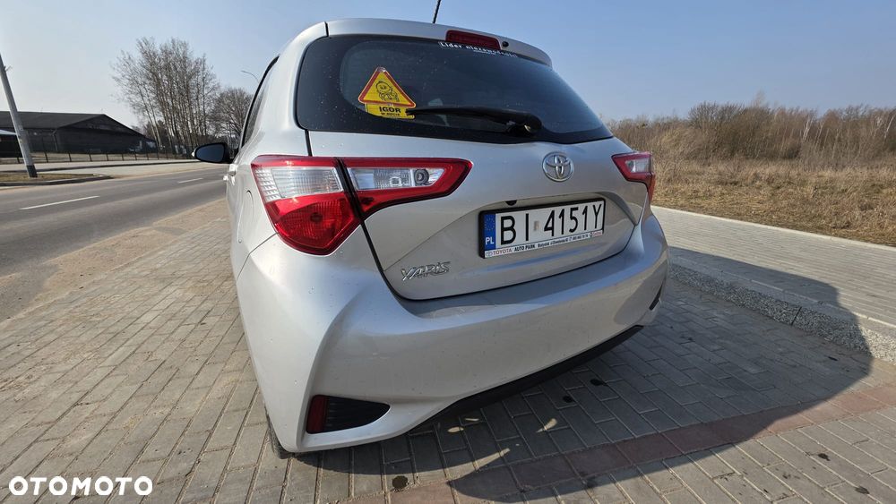 Toyota Yaris 1.5 Premium - 6