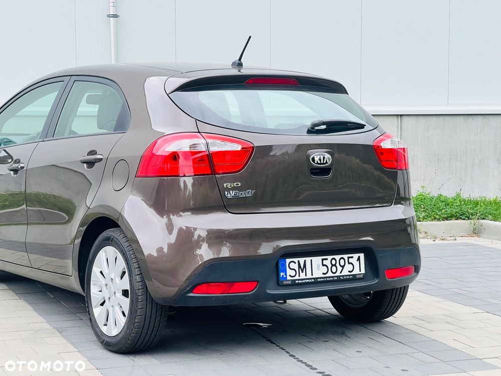 Kia Rio 1.2 Business Line - 17