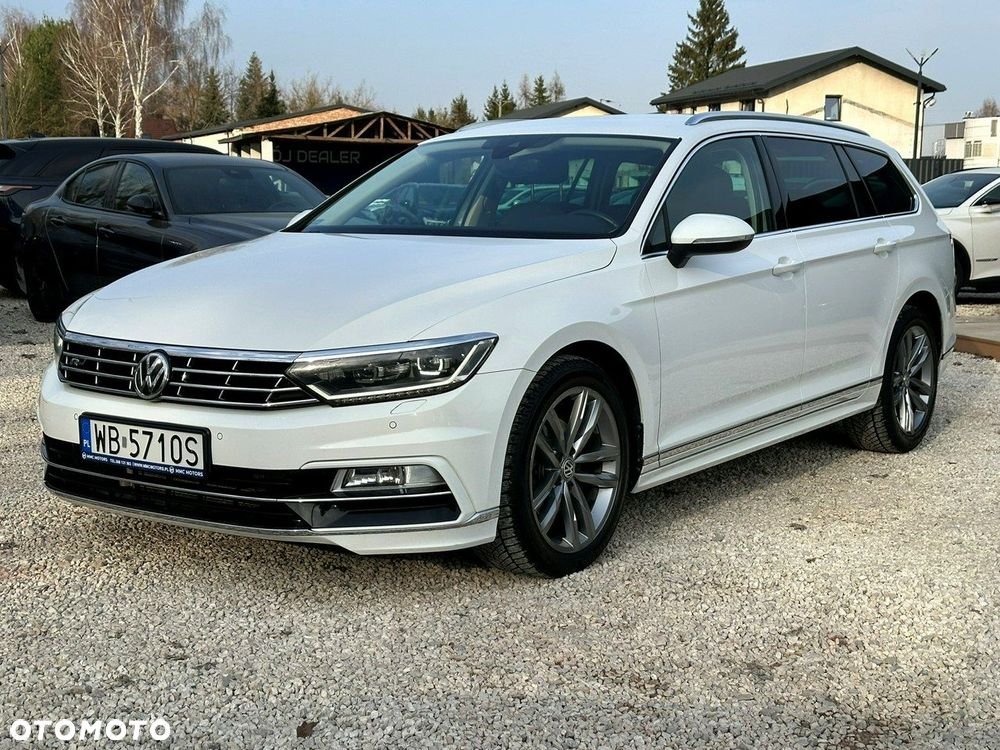Volkswagen Passat - 4