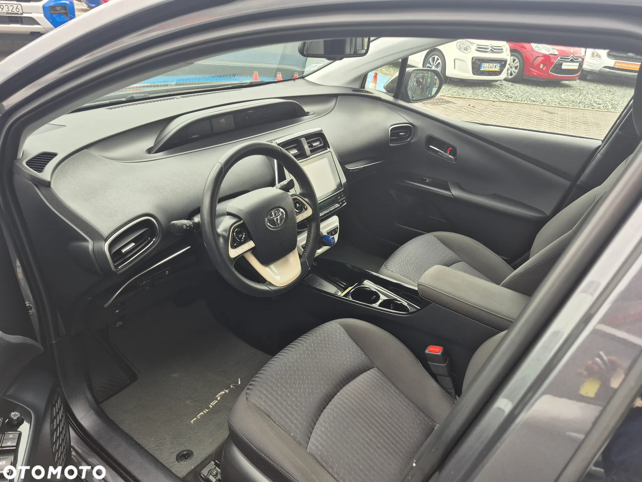 Toyota Prius Plug-in 1.8 Hybrid Executive - 7