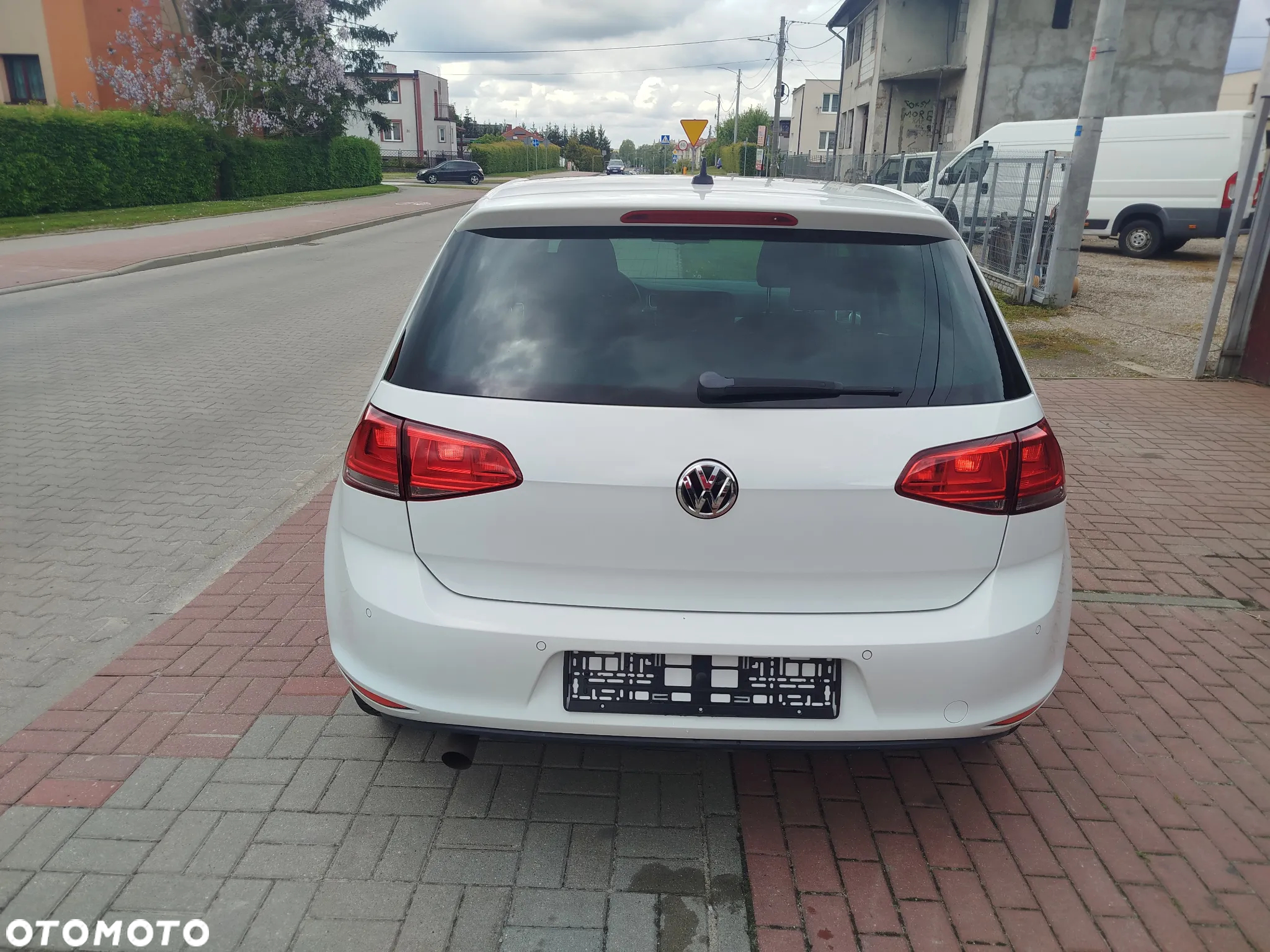 Volkswagen Golf 1.2 TSI BlueMotion Technology Cup - 5
