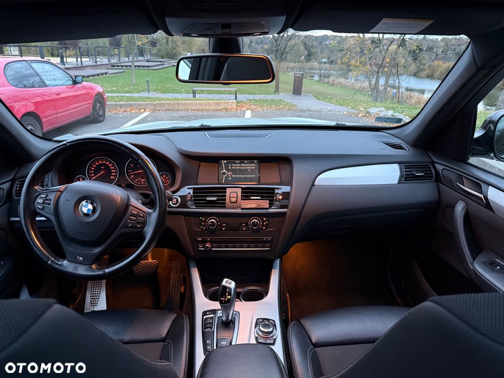 BMW X3 xDrive28i - 24