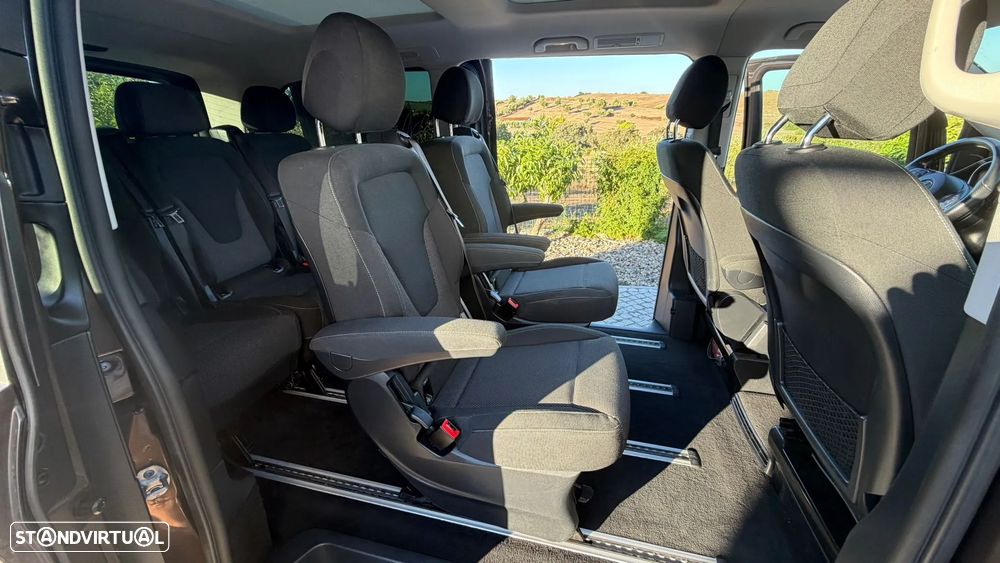 Mercedes-Benz V 220 d Longo Avantgarde Aut. - 27