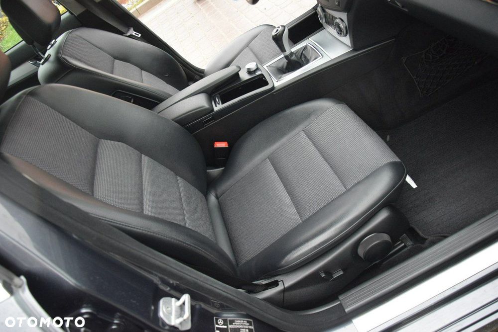 Mercedes-Benz Klasa C - 34