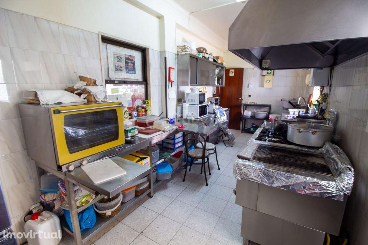 SNACK BAR COM LICENÇA JOGOS SANTA CASA - Grande imagem: 5/33