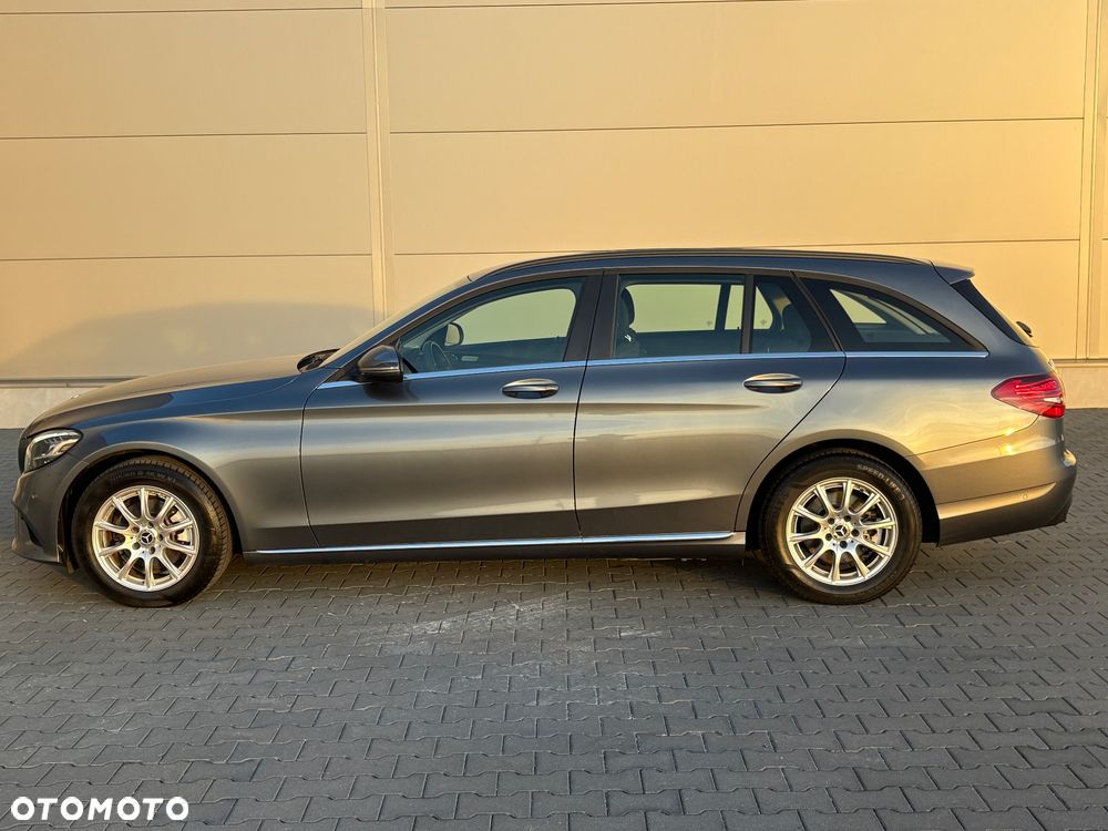 Mercedes-Benz Klasa C 180 d 9G-TRONIC - 16