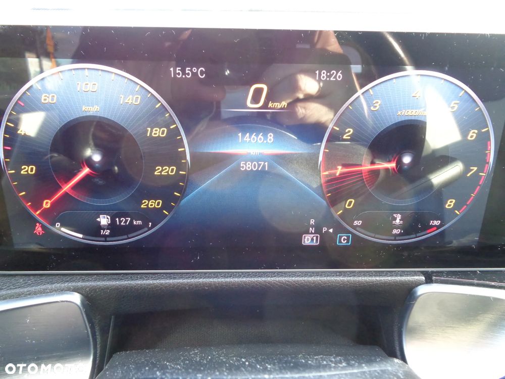 Mercedes-Benz GLB 250 4Matic 8G-DCT Special Edition - 22