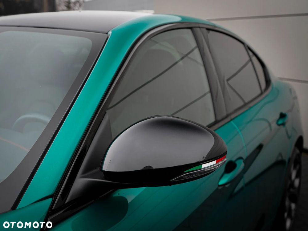 Alfa Romeo Giulia 2.0 Turbo Tributo Italiano Q4 - 7