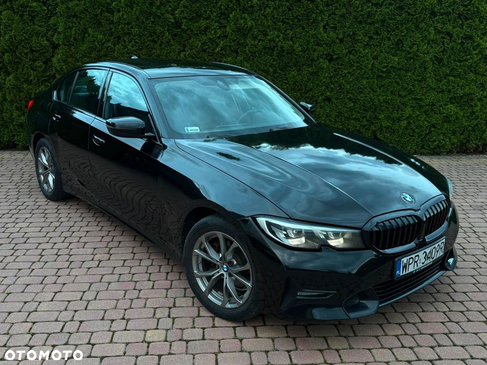 BMW Seria 3 318d Sport Line Shadow - 7