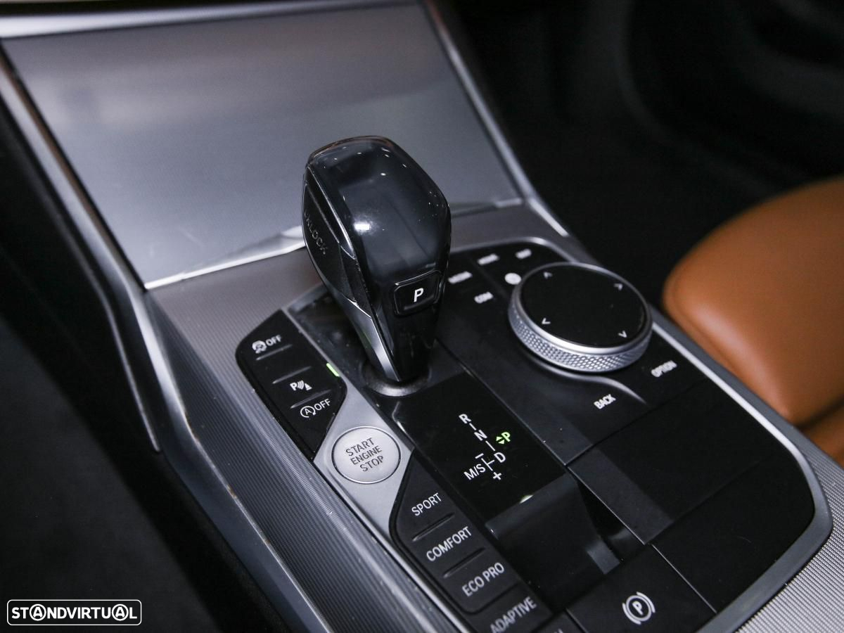 BMW 320 d Touring Pack M Auto - 27