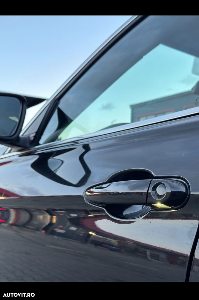BMW Seria 3 320d Luxury Line - 14
