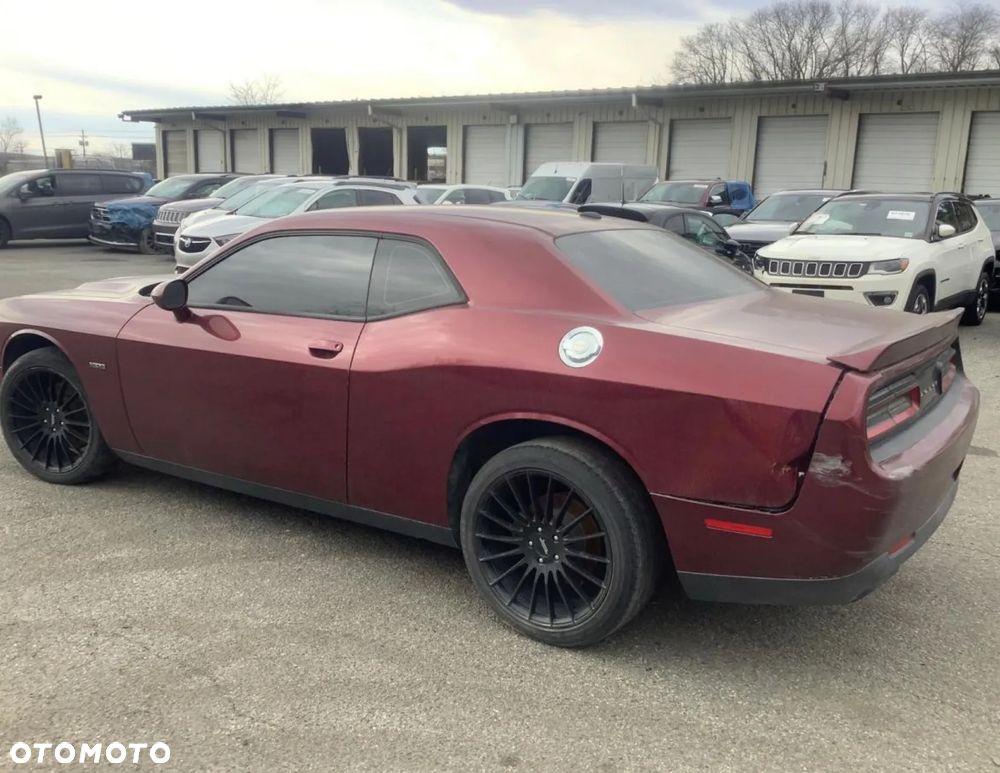 Dodge Challenger 5.7 R/T - 11