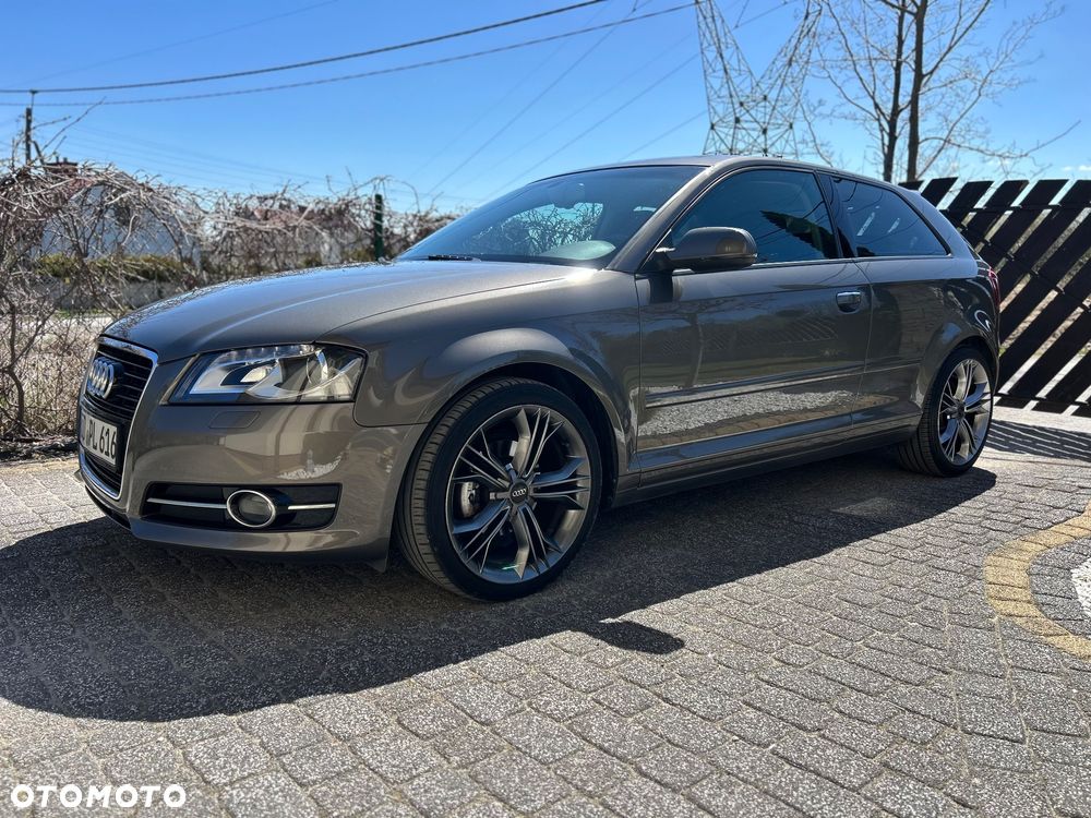 Audi A3 3-drzwiowe 1.6 TDI Attraction - 1