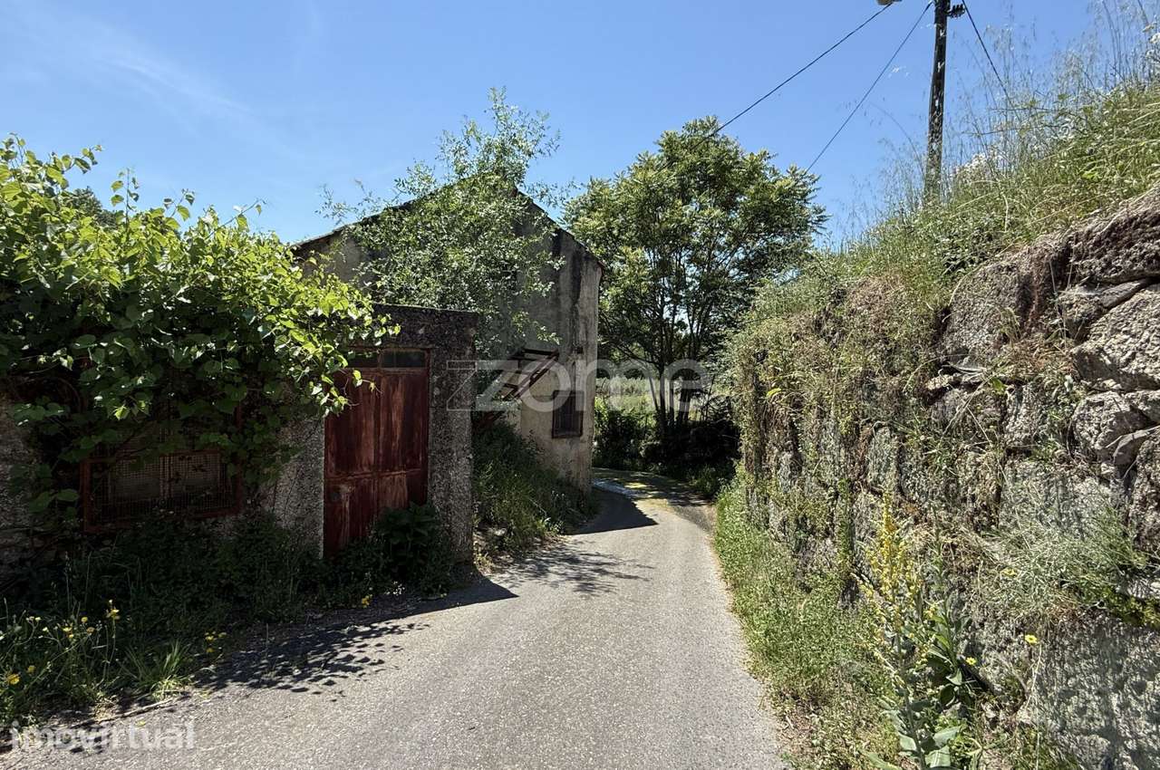 Quinta com lagar e moagem| Teixoso, Covilhã - Grande imagem: 2/33