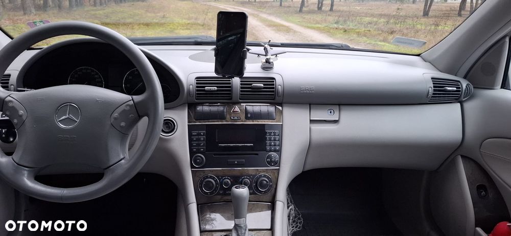 Mercedes-Benz Klasa C 180 Kompressor Automatik Avantgarde - 8