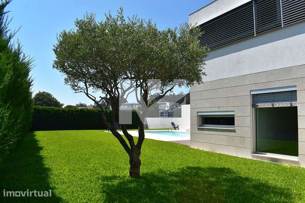 Moradia T4 | Piscina | Terraço | Vila do Conde - Grande imagem: 4/35