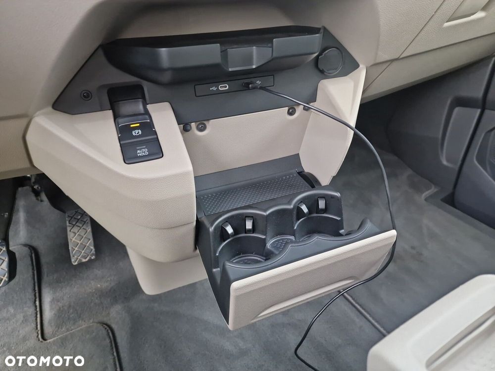 Volkswagen Multivan 2.0 TSI L1 Life DSG - 24