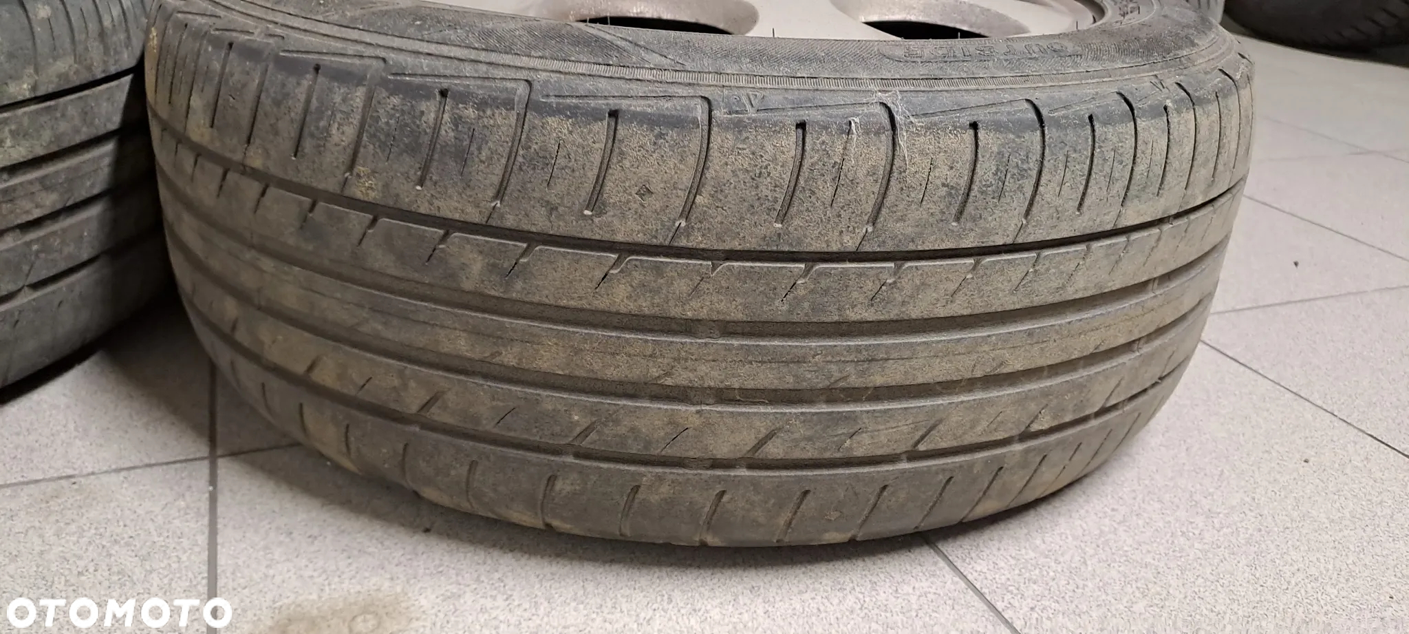Volkswagen Passat 2.0 TDI DPF Comfortline - 22