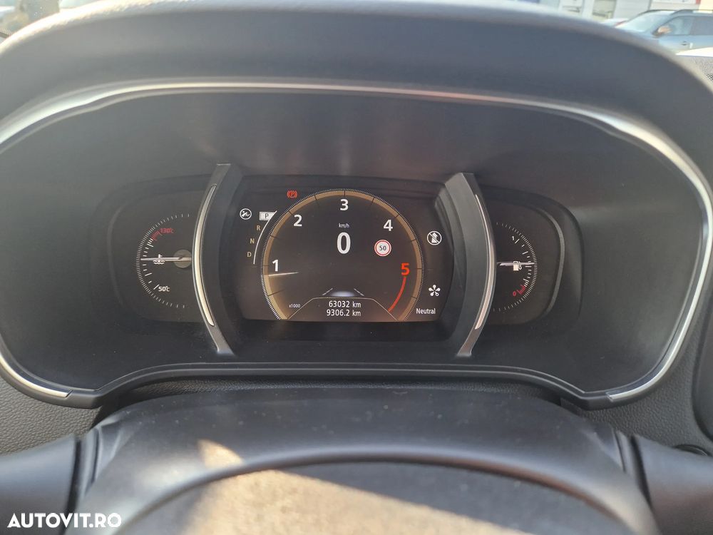 Renault Megane Energy dCi EDC Intens - 9
