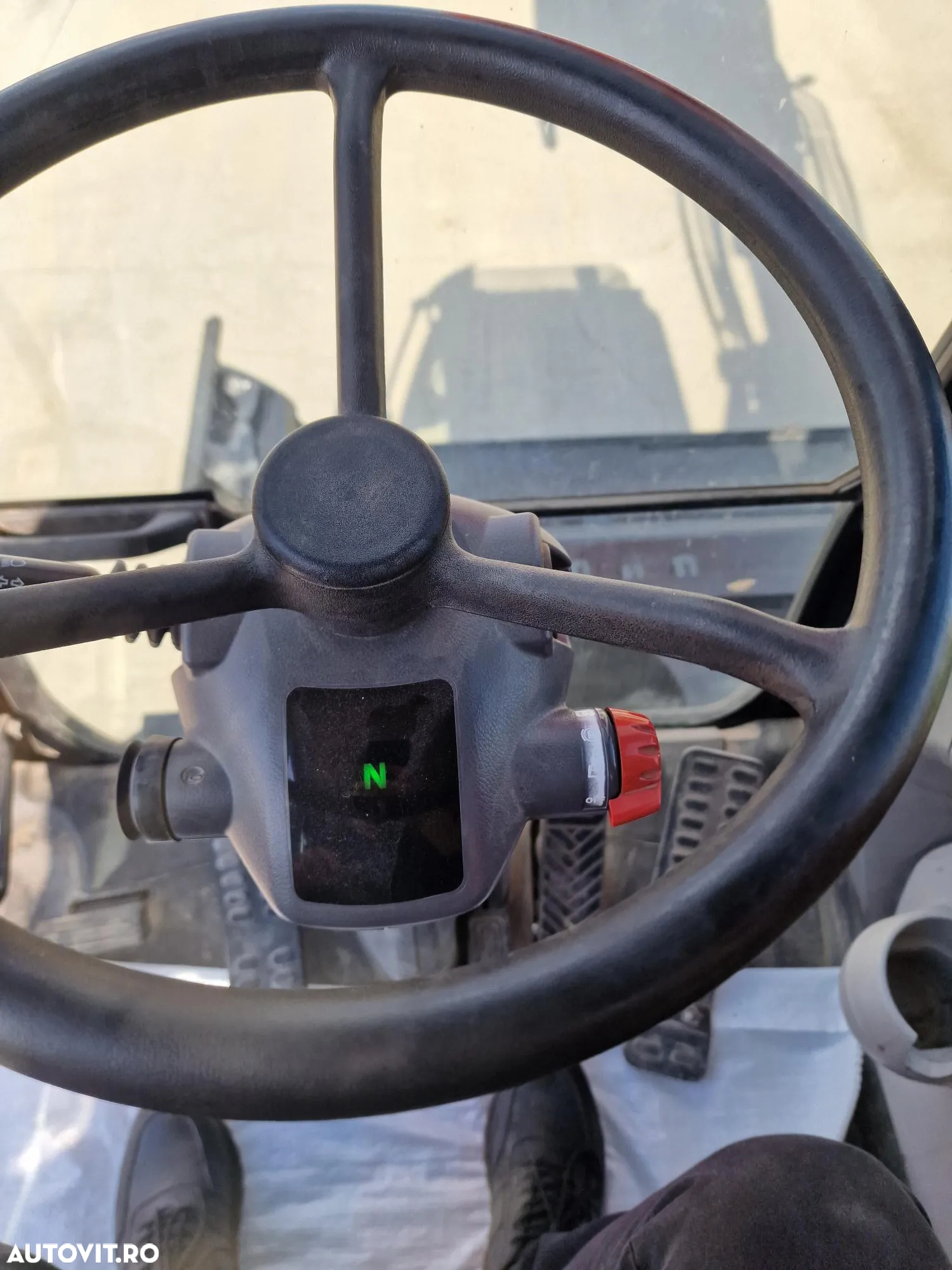 Hitachi ZX220W-6, 22tone, 2019, 4.844h, Cupa NOUA 1,3mc, LAMA si CALE, 3 BRATE excavare, Inst picon, a doua inst hidr, Gresare automata, posibilitate leassing 4 ani, CA NOU, PROMOTIE 109.900 EUR+Tva - 9