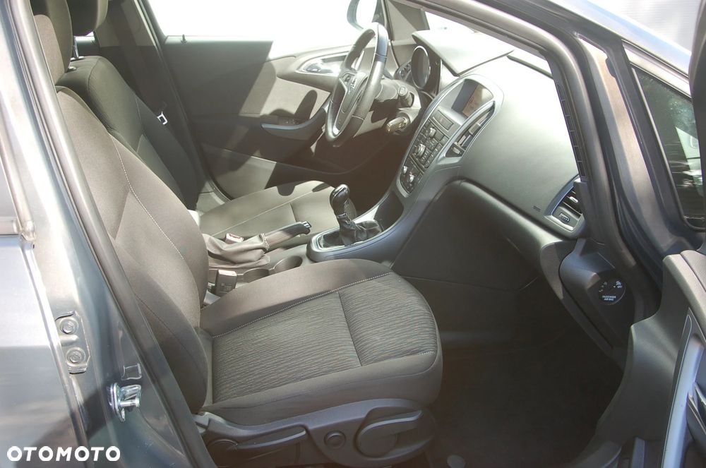 Opel Astra 1.4 T Enjoy S&S - 8