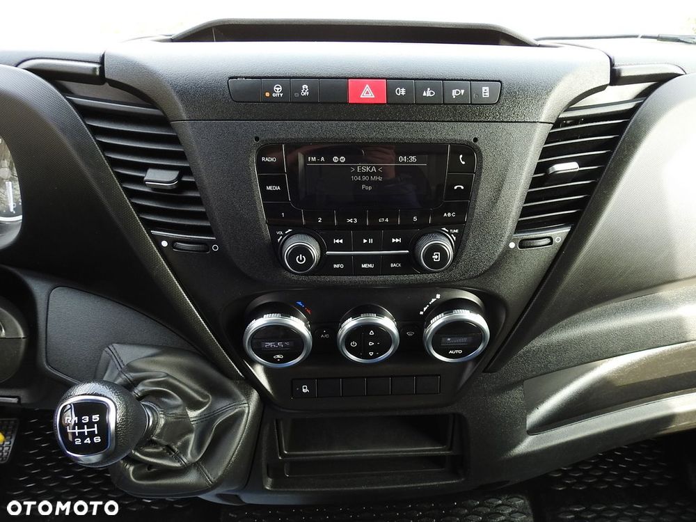 Iveco DAILY 35C16 KONTENER WINDA 8 PALET TEMPOMAT BLIŹNIACZE KOŁA KLIMATYZACJA  160KM - 35