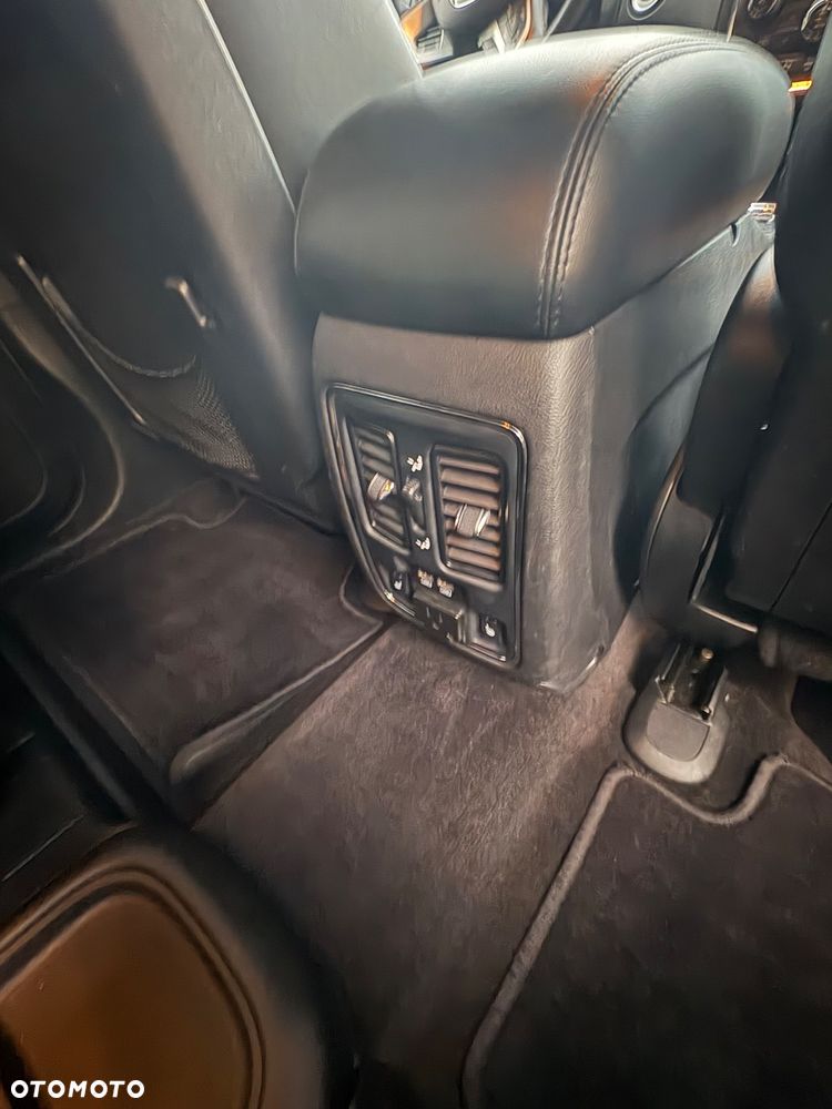 Dodge Durango - 11