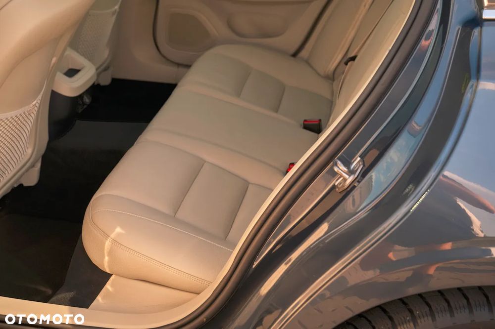 Volvo V60 D4 Geartronic Inscription - 22