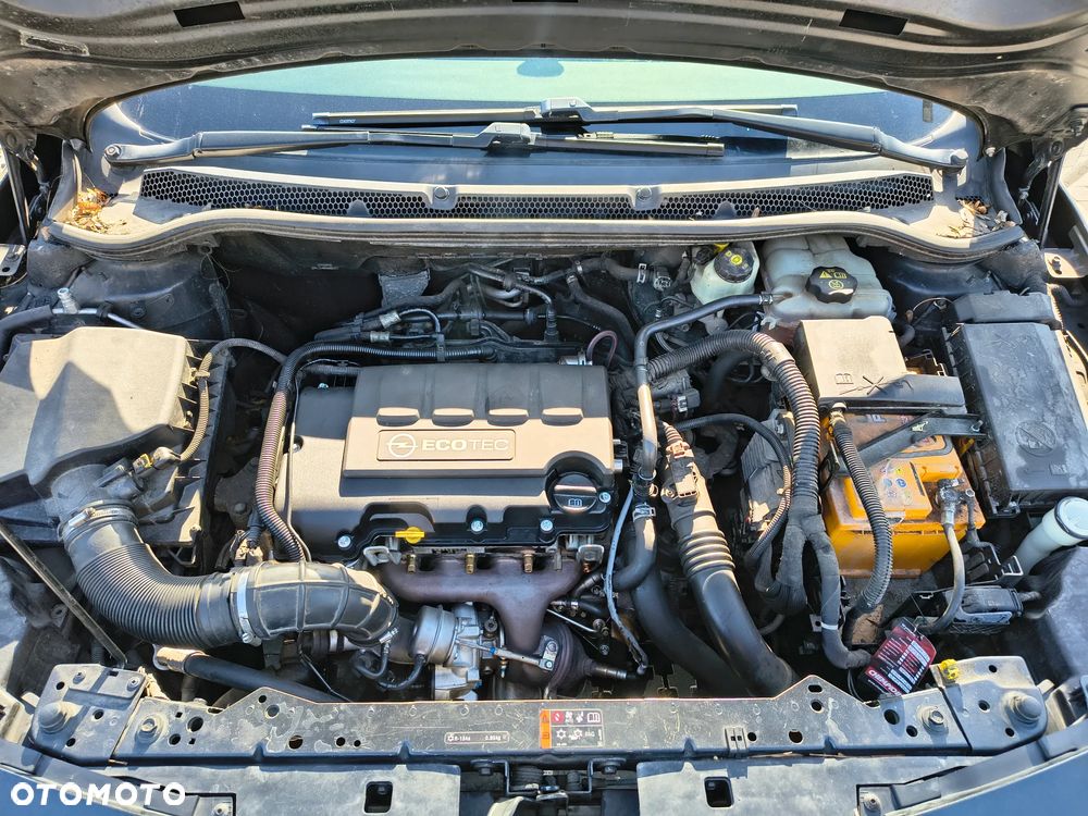 Opel Astra 1.4 T Cosmo - 2
