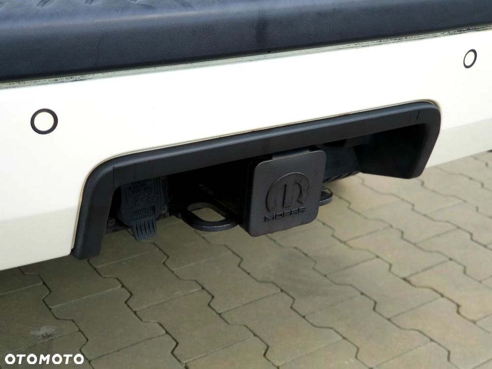 Jeep Commander 4.7 V8 - 16