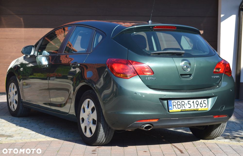 Opel Astra 1.4 T Enjoy - 4