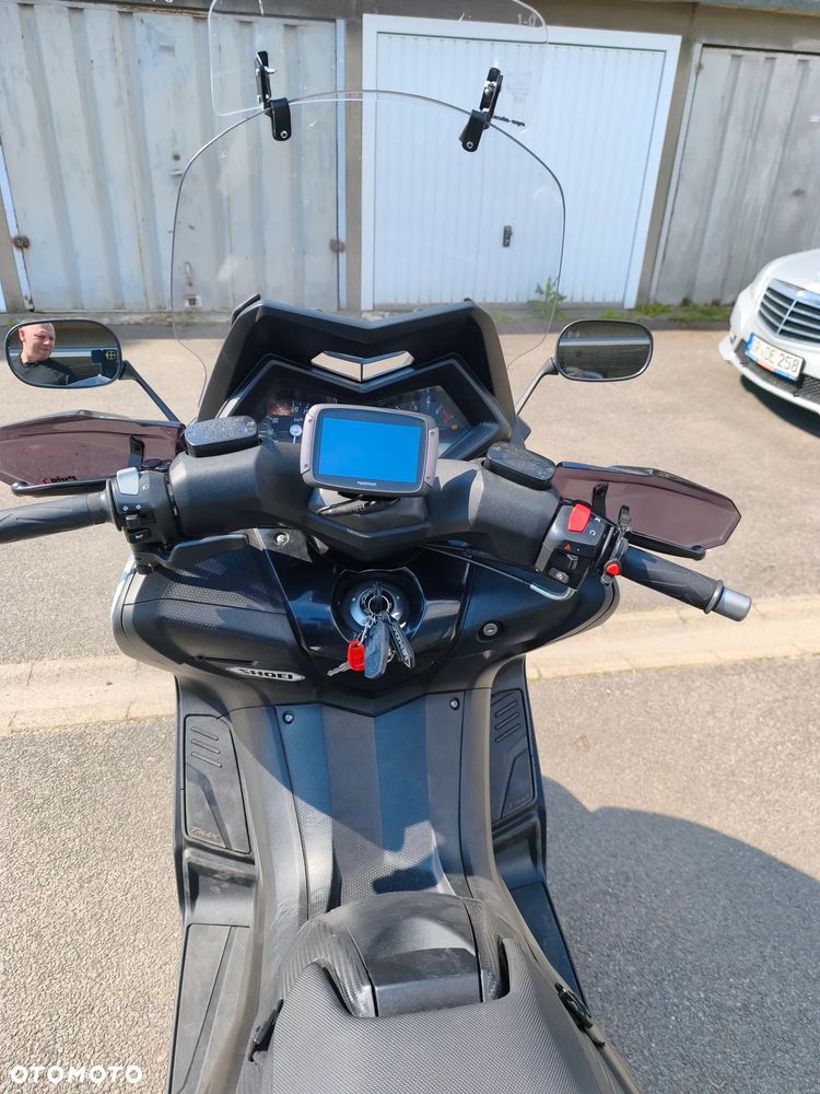 Yamaha Tmax - 7