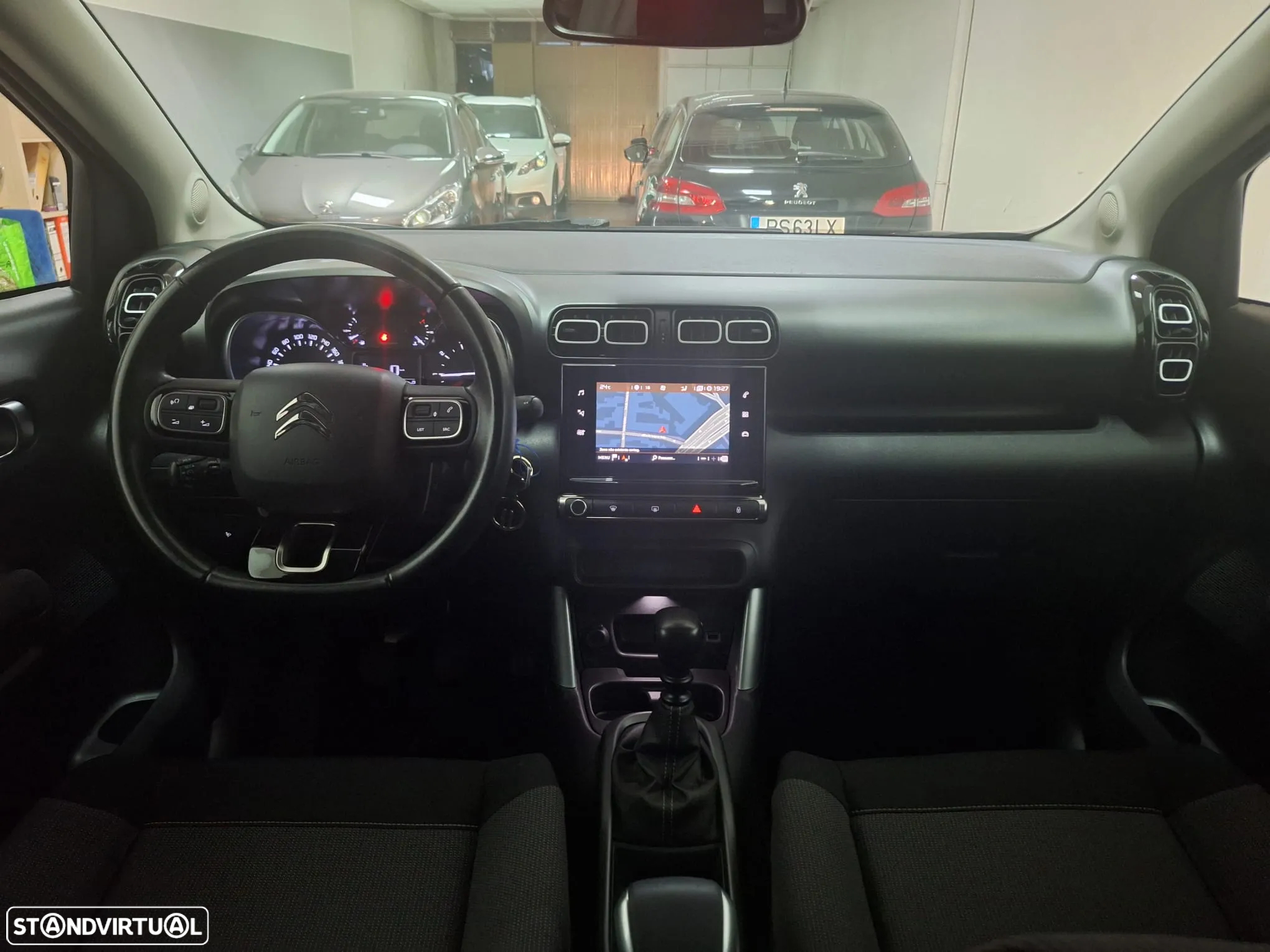 Citroën C3 Aircross PureTech 110 Stop & Start Shine - 23