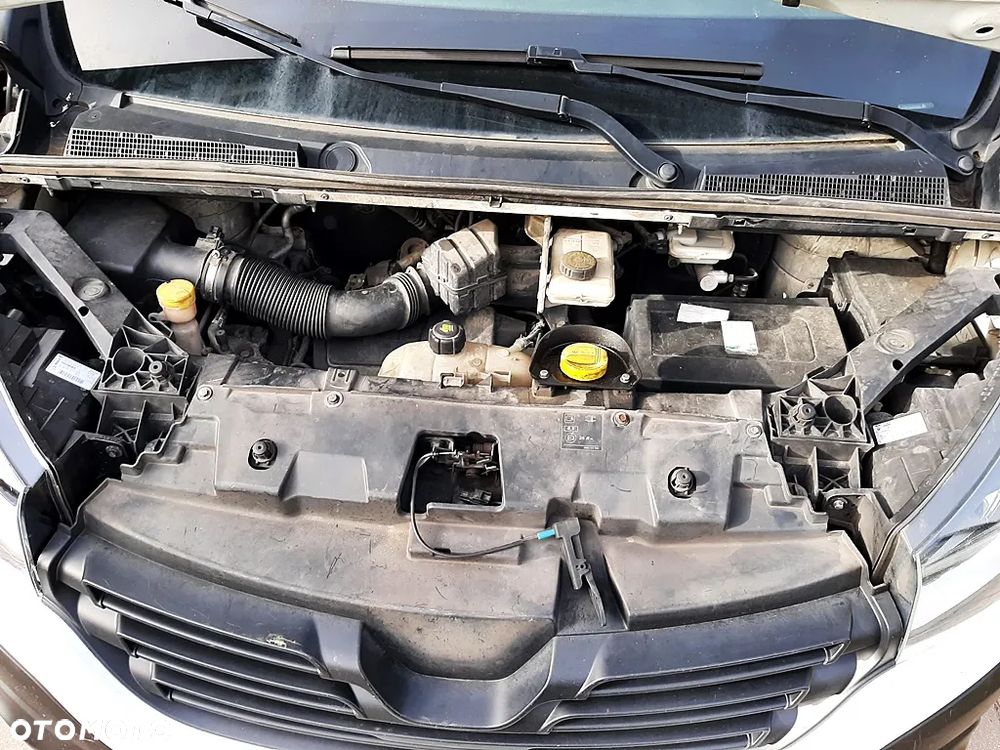 Renault TRAFIC - 7