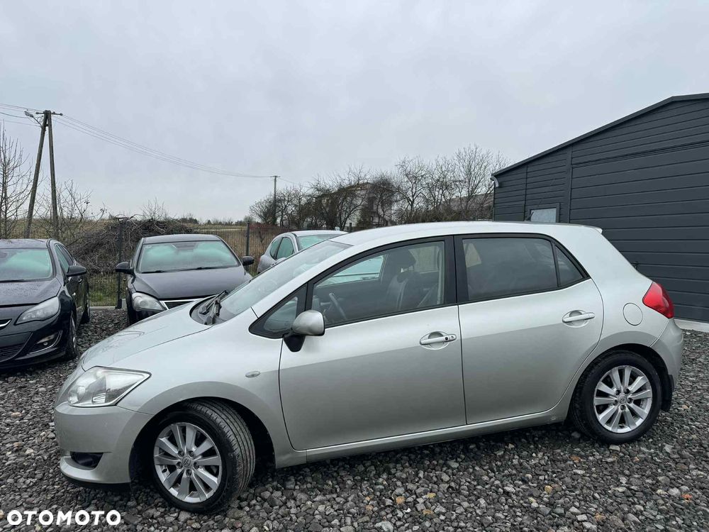 Toyota Auris 2.0 D-4D Premium - 4