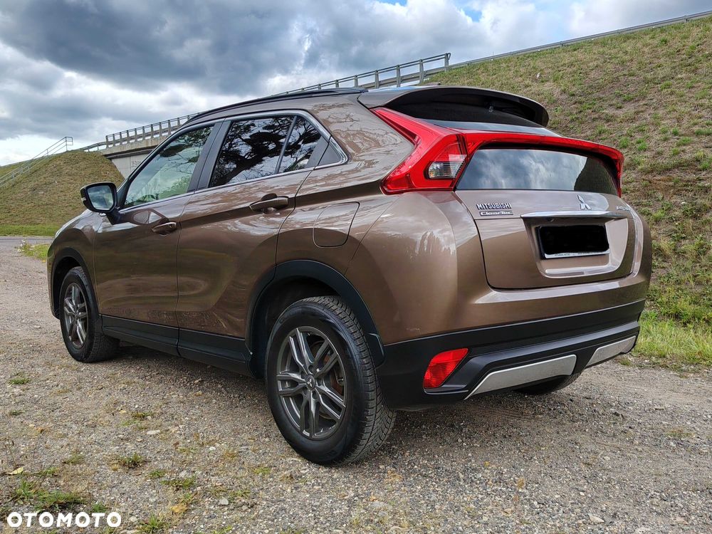 Mitsubishi Eclipse Cross - 3