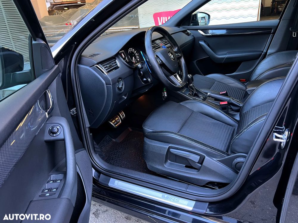 Skoda Octavia 2.0 TDI DSG RS - 15