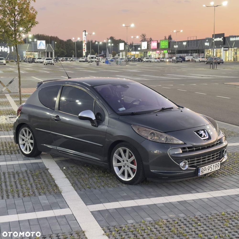 Peugeot 207 - 21