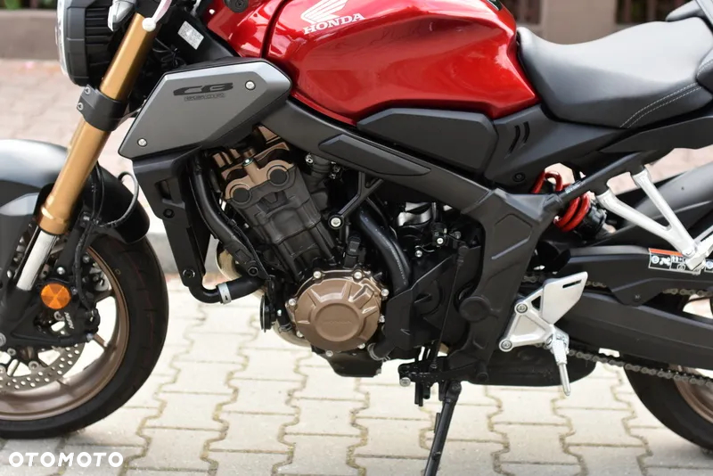 Honda CB - 28